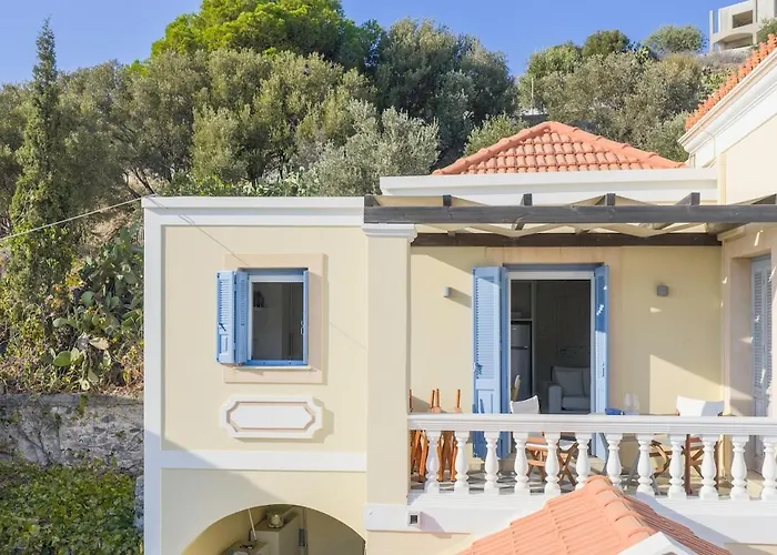 Endless Blue, Your Seaside Escape In Plati Gialos *